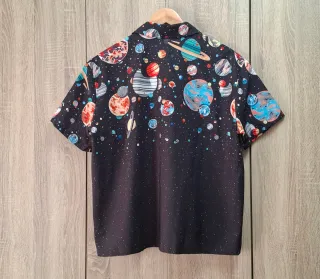 Camisa negra Shein planetas nueva XL
