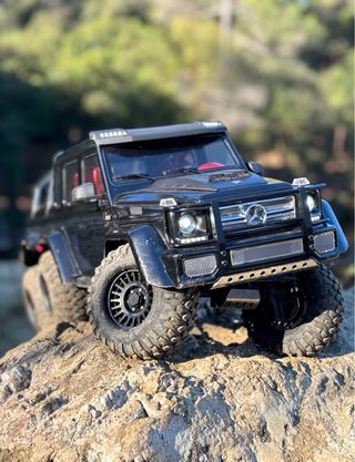 Traxxas TRX6 Mercedes Benz 6x6 Crawler