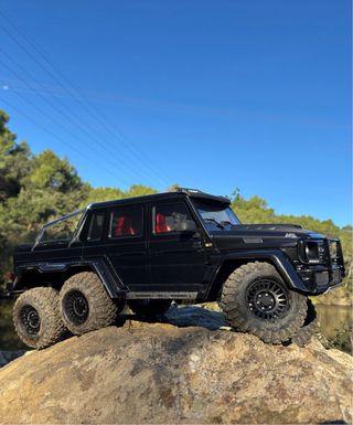 Traxxas TRX6 Mercedes Benz 6x6 Crawler