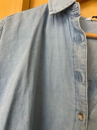 Camisa vaquera azul Stradivarius