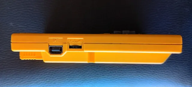 Nintendo Game Boy Pocket  y cartucho de juego