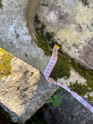 Pila antigua de mármol