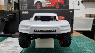 Coche RC Short Truck 1:12