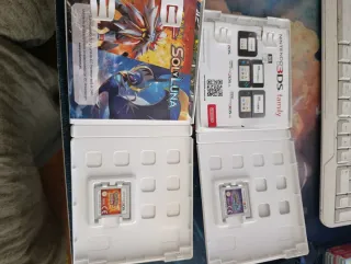 Pack Nintendo 2DS + Pokémon + funda Dragon Ball Z