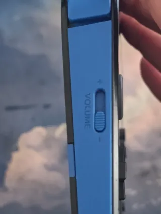 Pack Nintendo 2DS + Pokémon + funda Dragon Ball Z