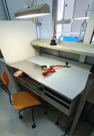 Laboratorio Dental: Maquinaria y Mobiliario