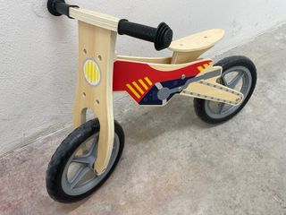 Moto de madera sin pedales