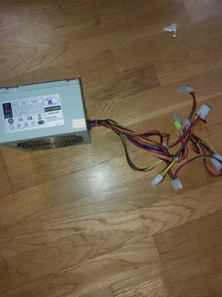 Fuente de Alimentación PC Deer 450W