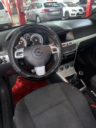 Opel Astra 2006