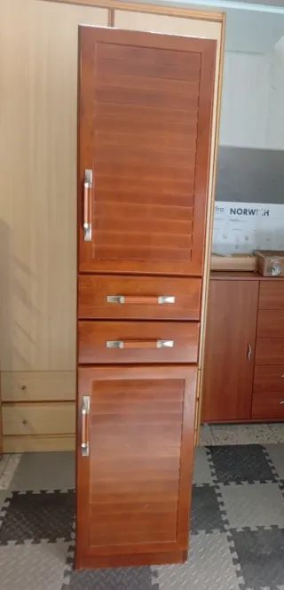 Armario 2 puertas y 2 cajones madera