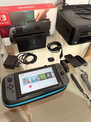 Nintendo Switch+mã-gi-a + 10 juegos