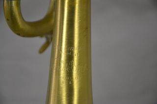 Trompeta Bach Stradivarius Pabellón 43