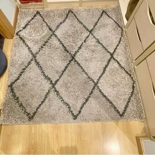 Alfombra pelo beige y gris