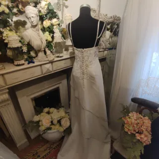 Abito da sposa T44 Liquidazione negozio