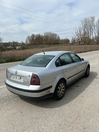 Volkswagen Passat 2002