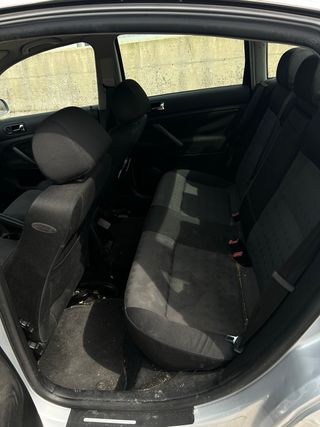 Volkswagen Passat 2002