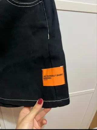 Minifalda Bershka cuadros y negro Talla S