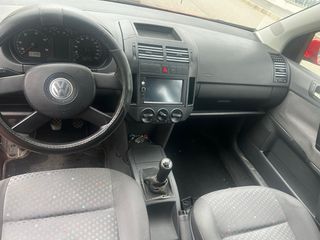 Volkswagen Polo 2003