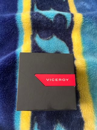 Reloj Viceroy Negro y Plateado Sin Uso