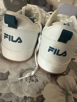 Scarpe Fila bianche e verdi