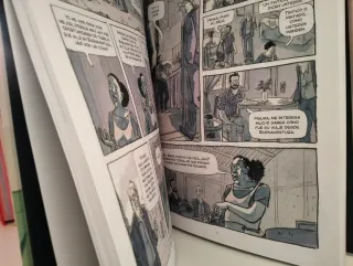 Transparentes historias del exilio colombiano