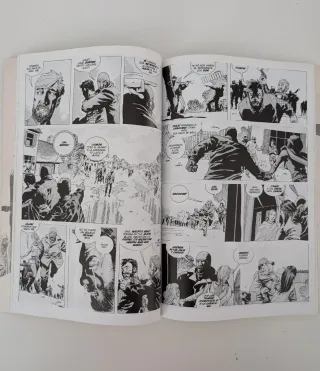 Los muertos vivientes - Tomo 2