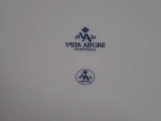 Lote plato y 2 tazas Vista Alegre