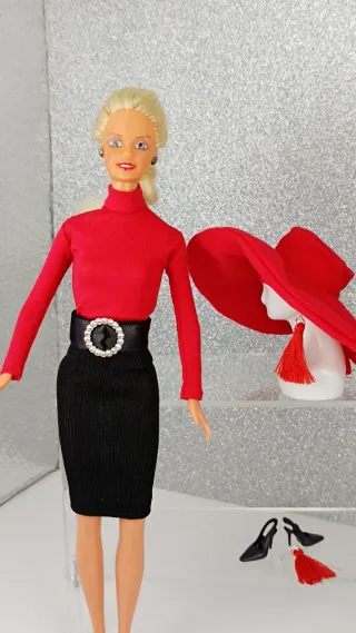 Conjunto Barbie: Vestido Rojo y Negro