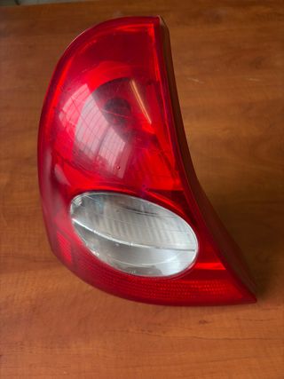 Piloto Trasero Renault Clio II