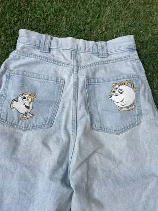 Pantalón vaquero mujer pintado a mano Disney