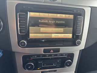 Volkswagen Passat CC 2011