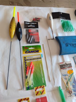 3 canne da pesca e accessori pesca vari