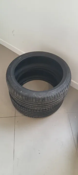 Pirelli Pzero 225/40 R19 93Y Neumático