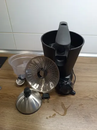 Exprimidor eléctrico frutas