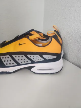 Nike Air Max SNDR Mujer