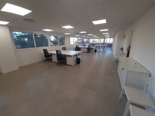 Oficina en alquiler en Los Naranjos - Las Brisas en Marbella