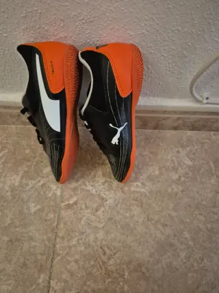 Zapatillas Puma Fútbol Niño Talla 34