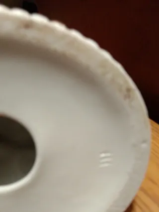 Figura de porcelana de dos querubines