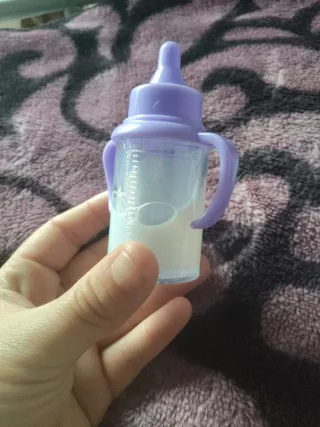 Biberones de juguete varios colores