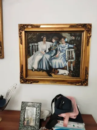 Cuadro pintado a mano con marco dorado