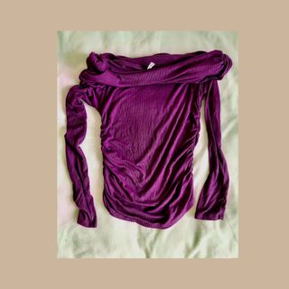 Top Violeta Ciclamen Talla L Cuello Vuelto NUEVO