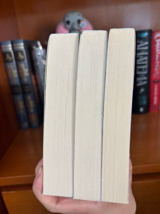 Heartstopper Volume One, International Edition