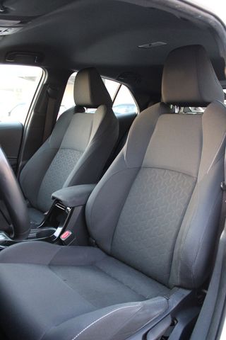 Toyota Corolla 1.8 125H ACTIVE TECH E-CVT