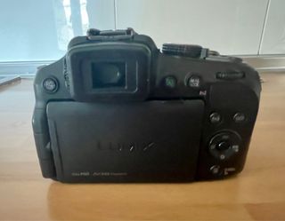 Panasonic DMC-FZ200 Cámara Digital + Accesorios