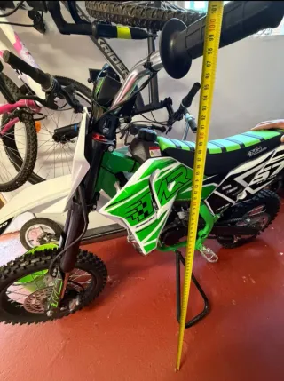 Moto Cross MX50 Verde y Blanca