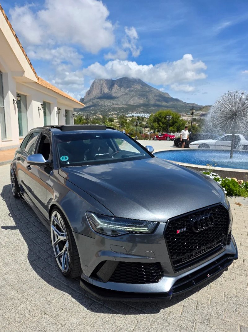 Audi RS6 2015 - foto 1
