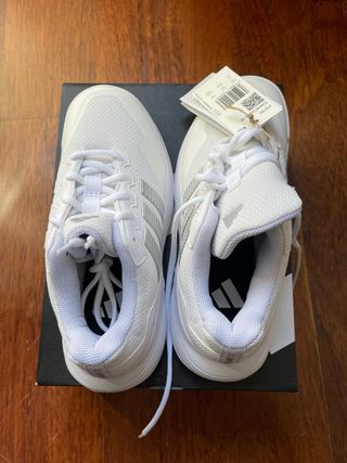 Zapatillas pádel Adidas blancas T36 NUEVAS