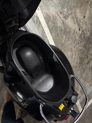 Vespa 300cc Negra 2012