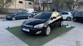 Opel Astra 2011