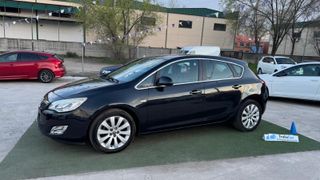 Opel Astra 2011